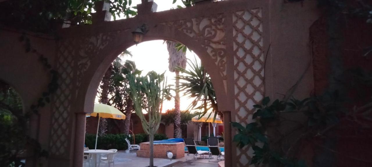 Les Etoiles Du Ksar Hotell Mirleft Eksteriør bilde